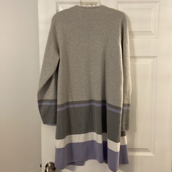 APT9 long sweater length 36” bust 42” excellent condition gray,lilac and white - Picture 5 of 12